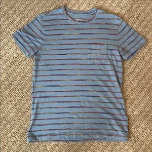 Men’s GAP size small t-shirt